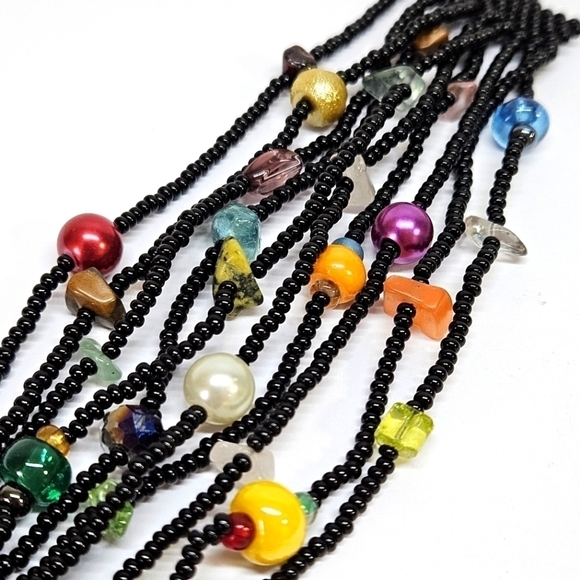 VINTAGE Black Seed Bead & Glass Multi-Strand Bracelet - Picture 2 of 5